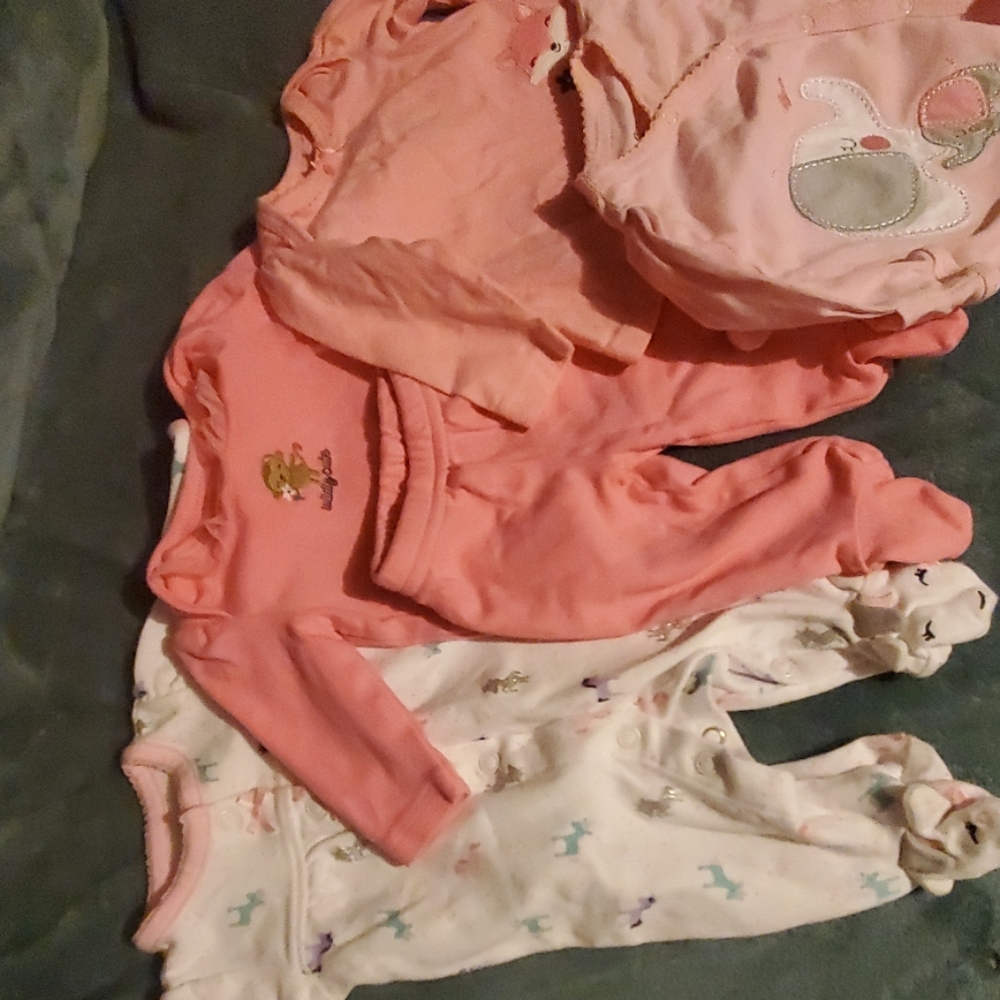 1 Footie pjs, 3 shirts, 1 outfit